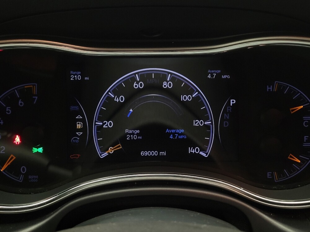 2017 Jeep Grand Cherokee in Riverside, CA 92504 - 18129948 23