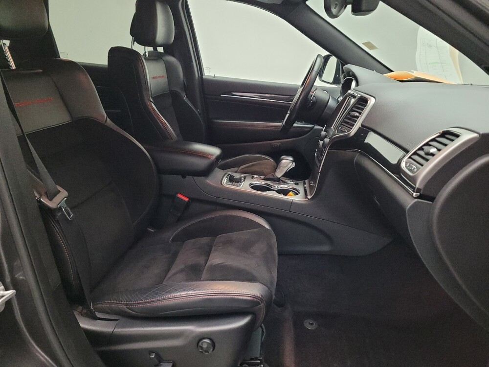 2017 Jeep Grand Cherokee in Riverside, CA 92504 - 18129948 21