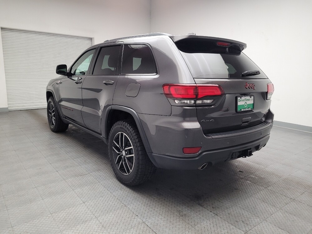 2017 Jeep Grand Cherokee in Riverside, CA 92504 - 18129948 5