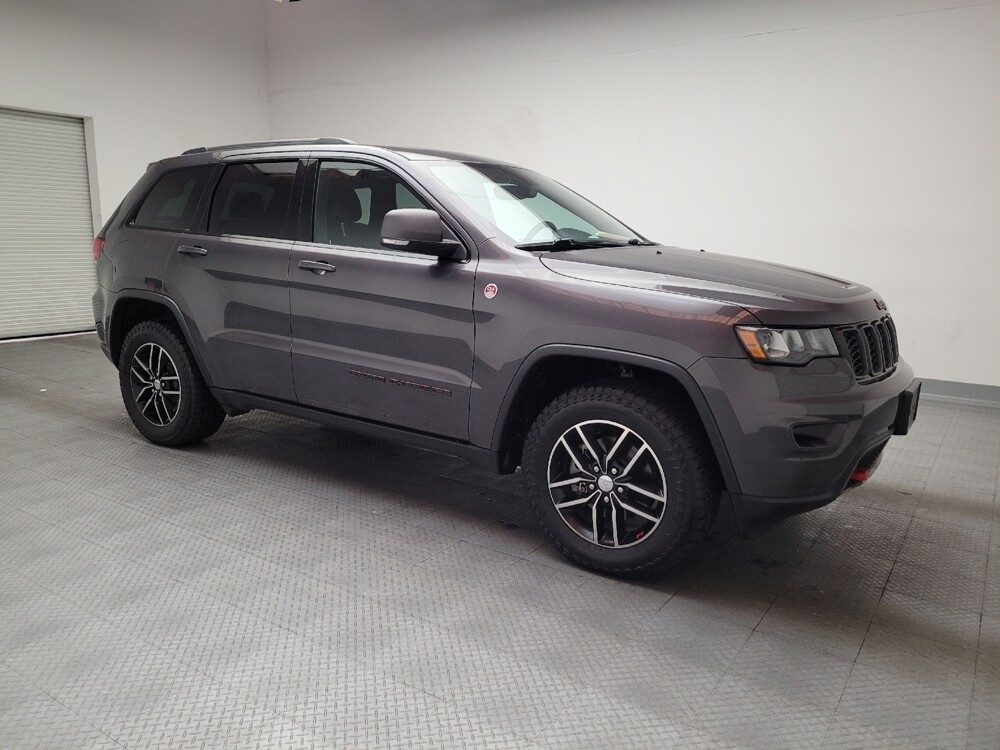 2017 Jeep Grand Cherokee in Riverside, CA 92504 - 18129948 11