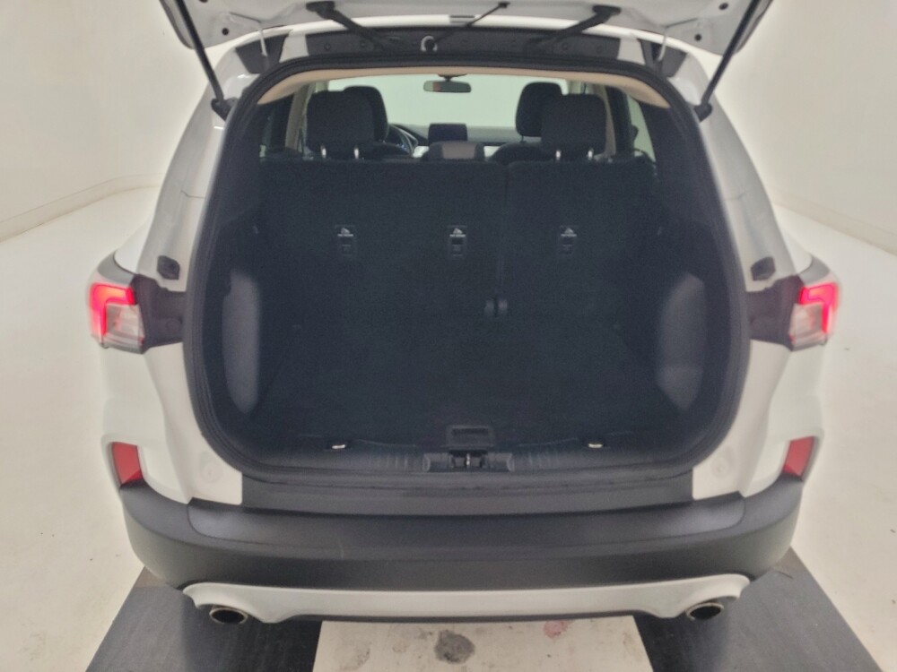 2020 Ford Escape in Peoria, IL 61615 - 18129950 29