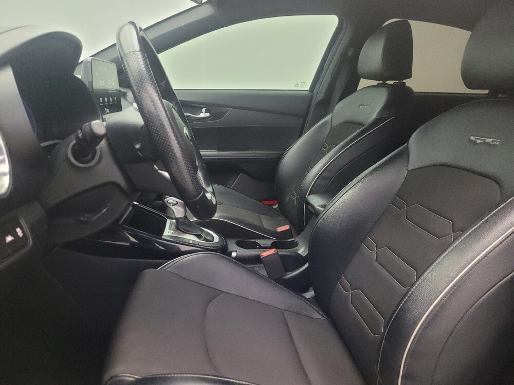 2021 Kia Forte in Phoenix, AZ 85022 - 18129955 17