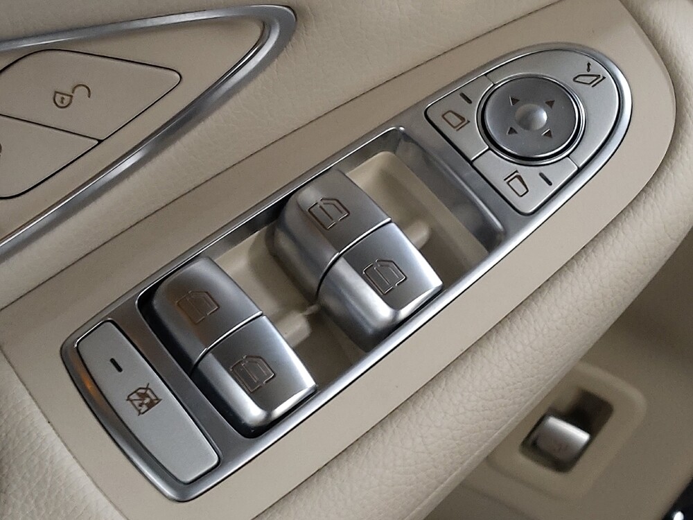 2017 Mercedes-Benz GLC 300 in Fort Worth, TX 76116 - 18129957 27