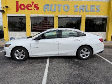 2020 Chevrolet Malibu in Indianapolis, IN 46222-4002