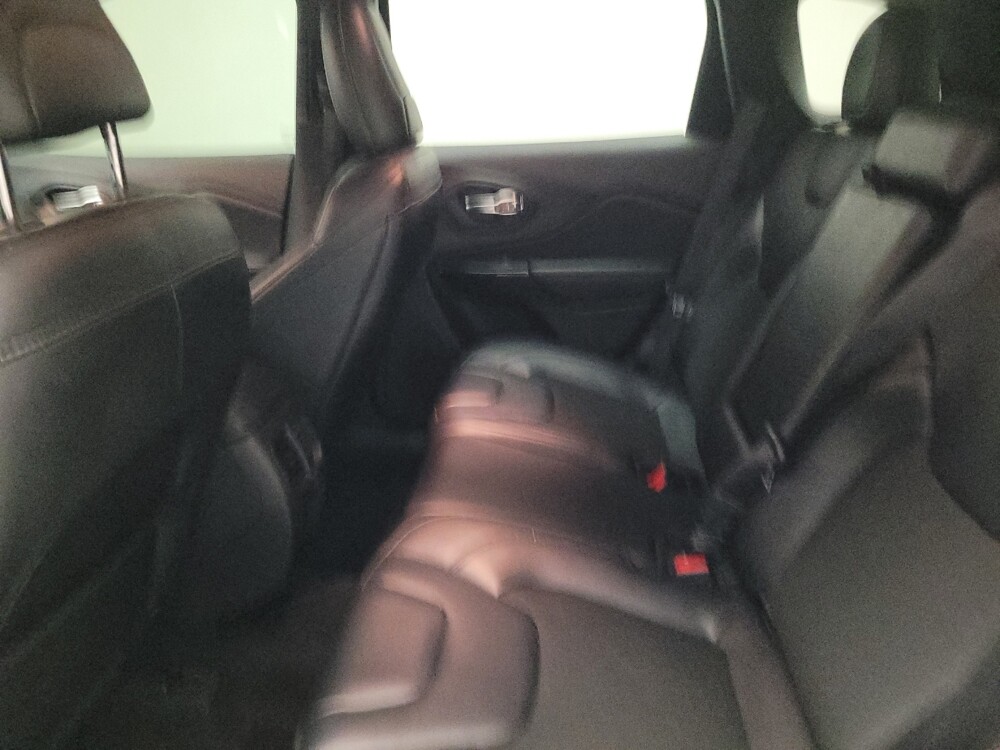 2021 Jeep Cherokee in Riverside, CA 92504 - 18129966 18