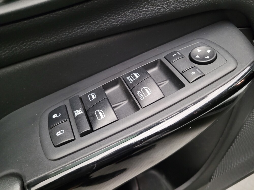 2021 Jeep Cherokee in Riverside, CA 92504 - 18129966 27