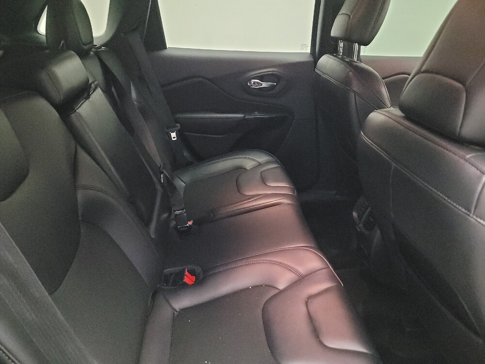 2021 Jeep Cherokee in Riverside, CA 92504 - 18129966 19