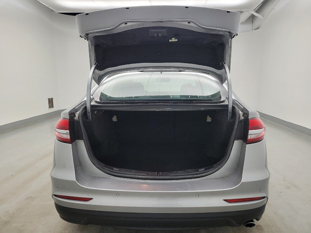 2020 Ford Fusion in Maple Heights, OH 44137 - 18129976 29