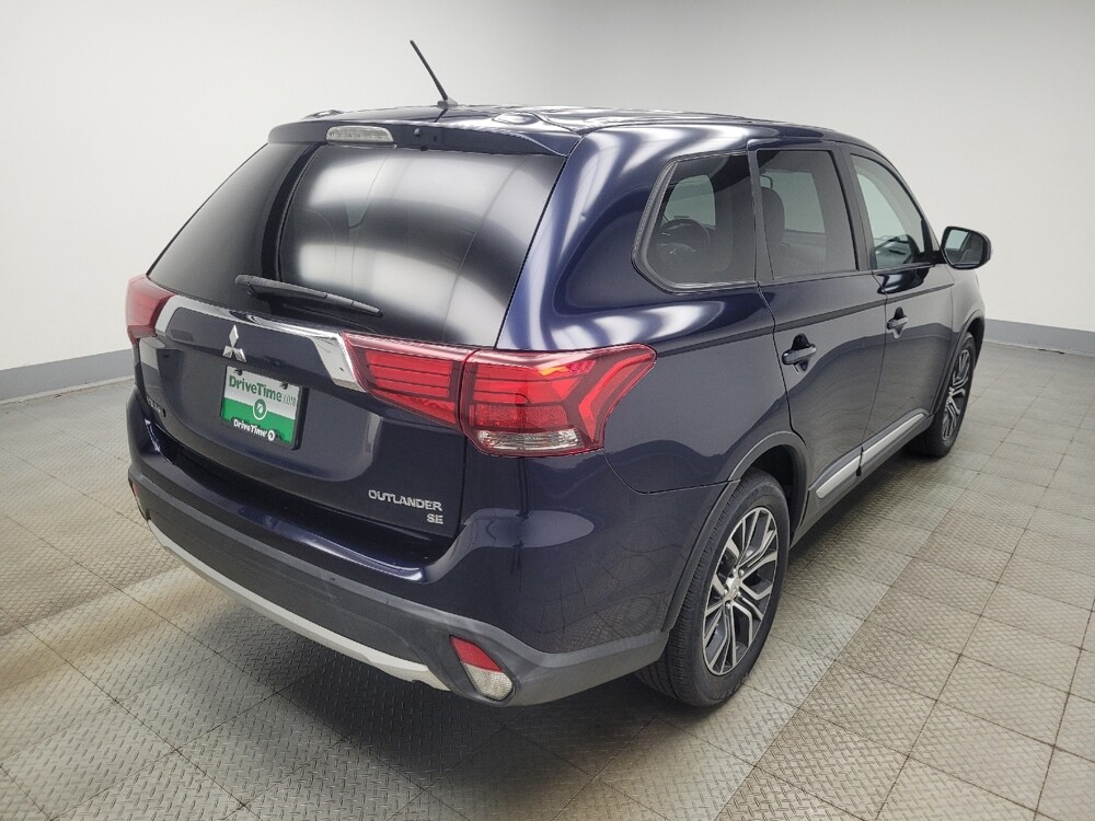 2016 Mitsubishi Outlander in Highland, IN 46322 - 18129986 9