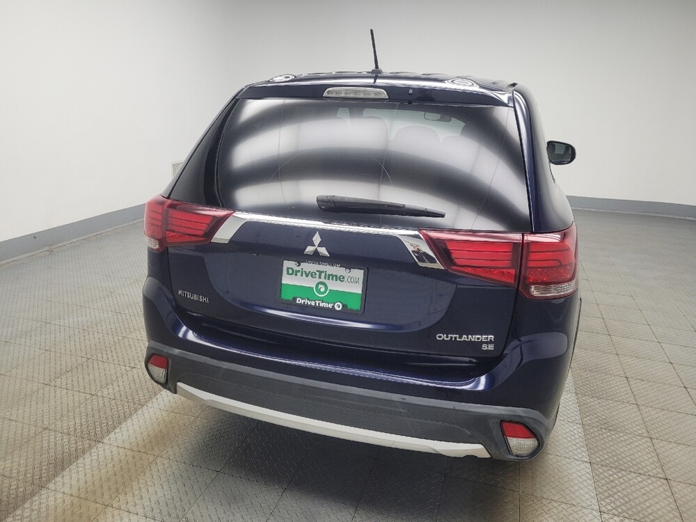 2016 Mitsubishi Outlander in Highland, IN 46322 - 18129986 7