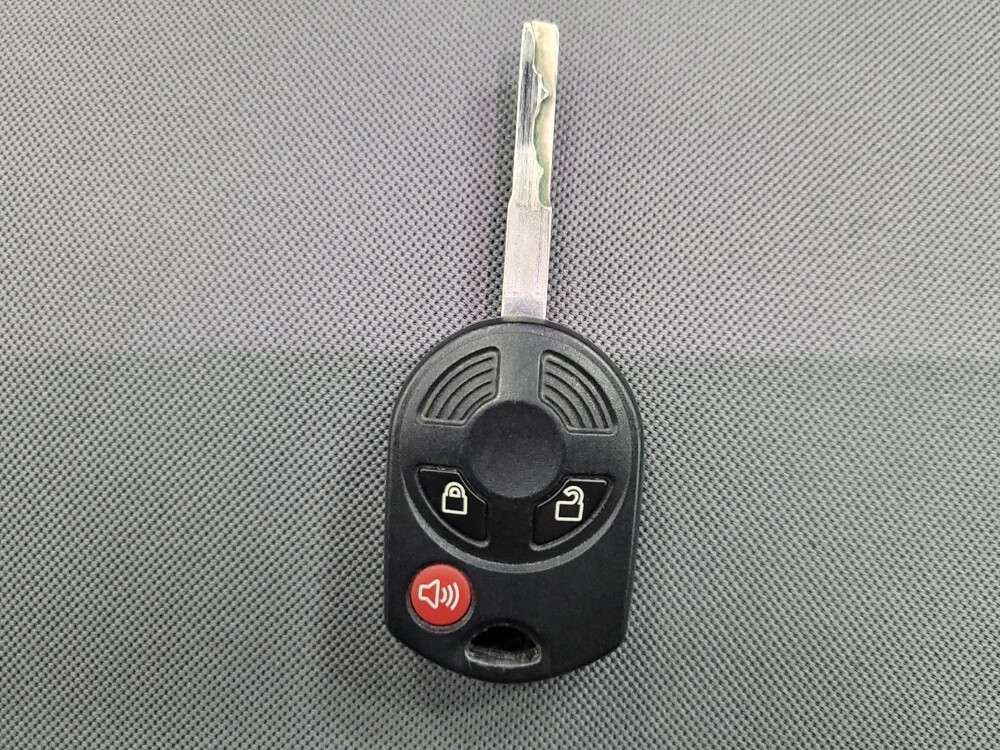 2018 Ford Escape in Las Vegas, NV 89104 - 18129987 32