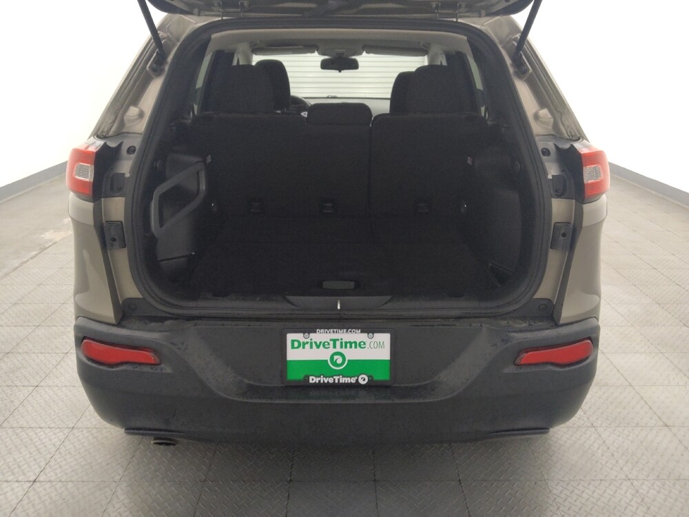 2018 Jeep Cherokee in Metairie, LA 70006 - 18129990 29