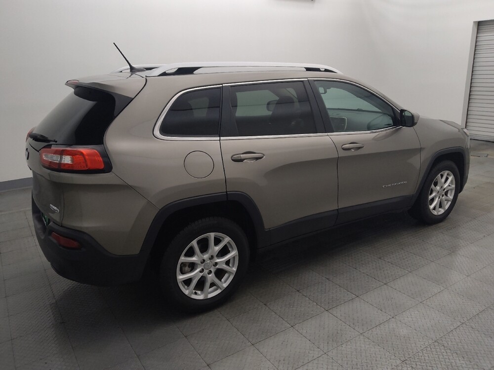 2018 Jeep Cherokee in Metairie, LA 70006 - 18129990 10