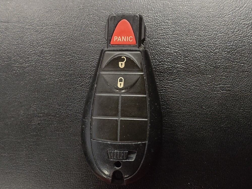 2018 Jeep Cherokee in Metairie, LA 70006 - 18129990 32