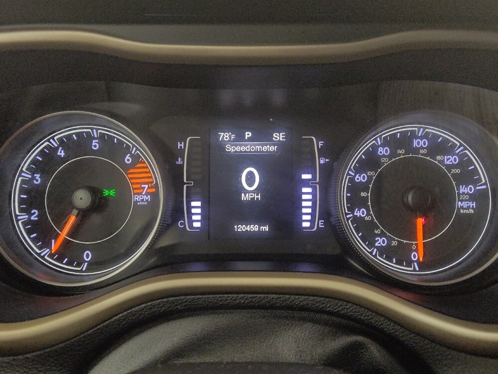 2018 Jeep Cherokee in Metairie, LA 70006 - 18129990 23