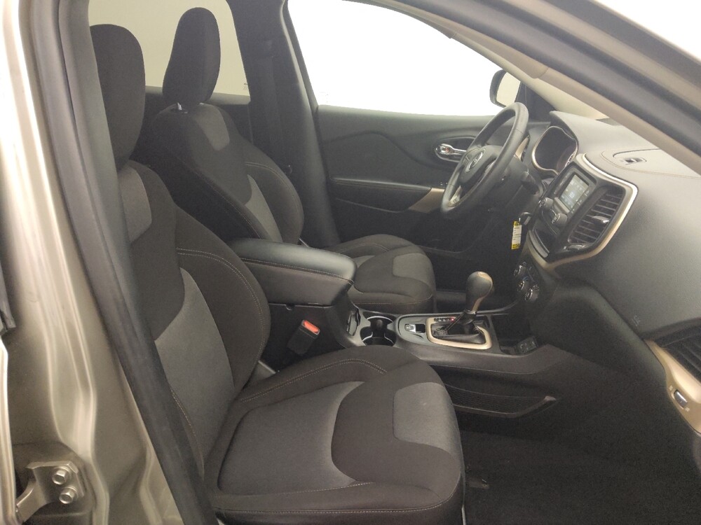 2018 Jeep Cherokee in Metairie, LA 70006 - 18129990 21