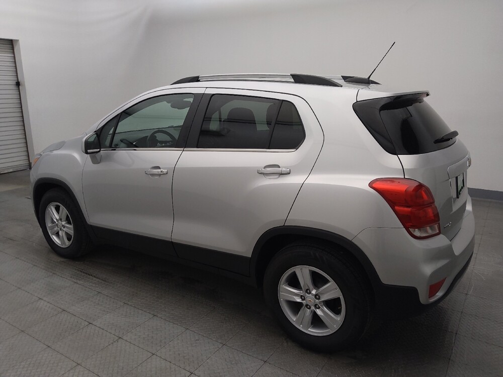 2019 Chevrolet Trax in Metairie, LA 70006 - 18129993 3