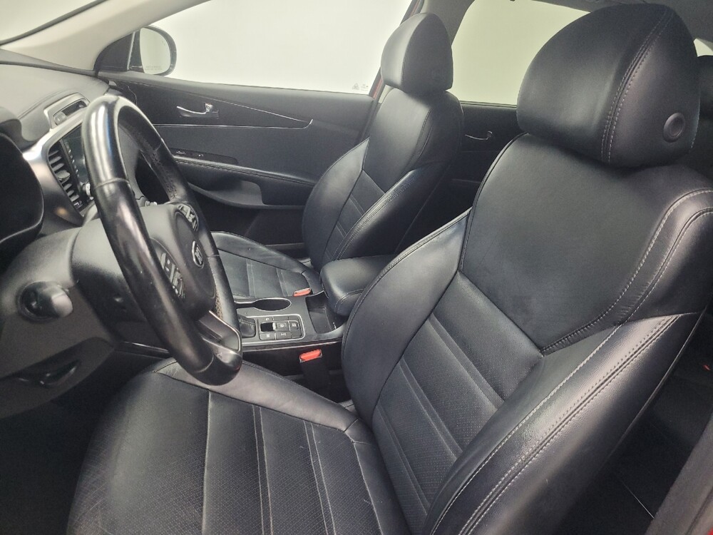 2018 Kia Sorento in Mishawaka, IN 46545 - 18129994 17