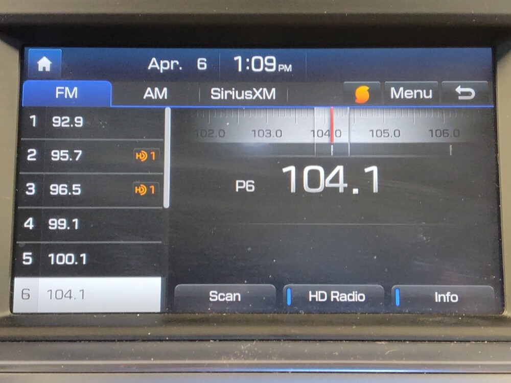 2017 Hyundai Sonata in Metairie, LA 70006 - 18129995 25