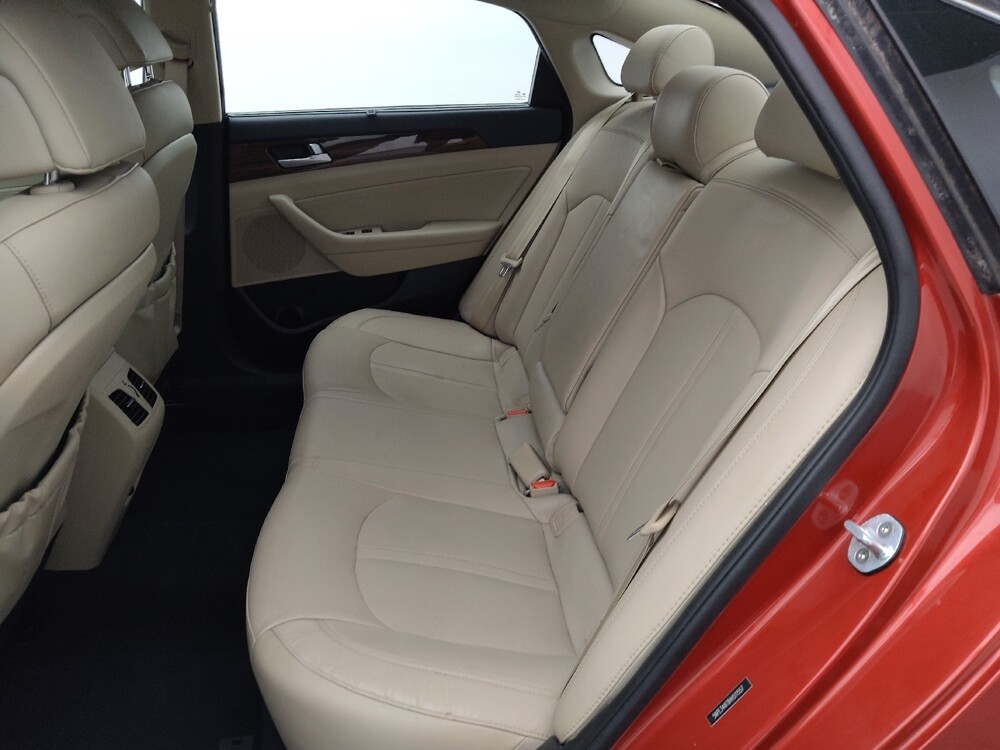 2017 Hyundai Sonata in Metairie, LA 70006 - 18129995 18