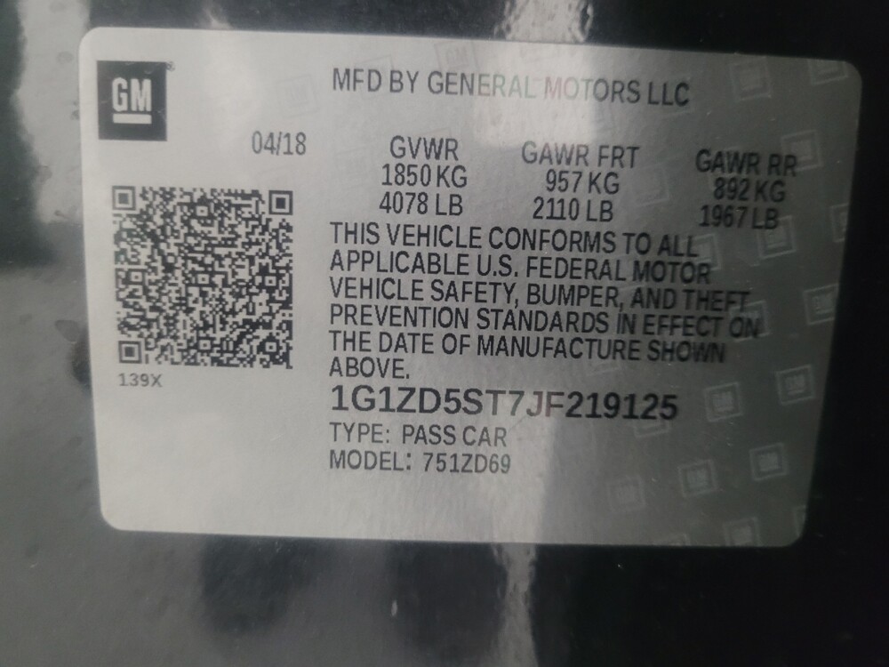 2018 Chevrolet Malibu in Phoenix, AZ 85015 - 18130001 33