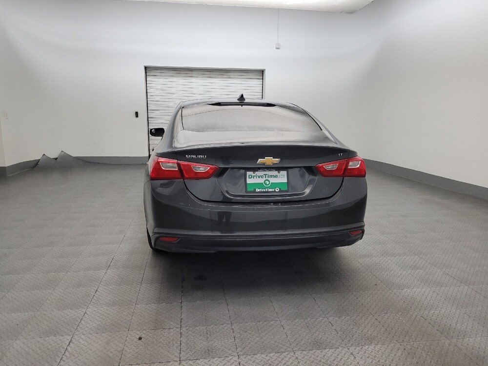 2018 Chevrolet Malibu in Phoenix, AZ 85015 - 18130001 6