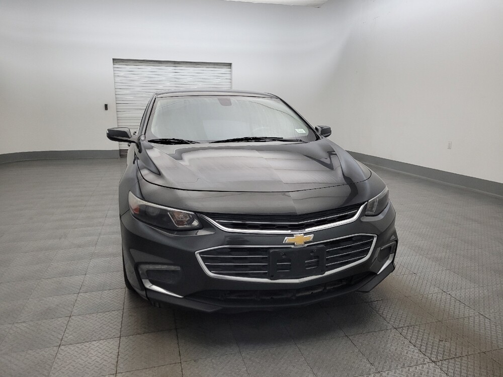2018 Chevrolet Malibu in Phoenix, AZ 85015 - 18130001 14