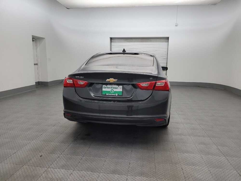 2018 Chevrolet Malibu in Phoenix, AZ 85015 - 18130001 7