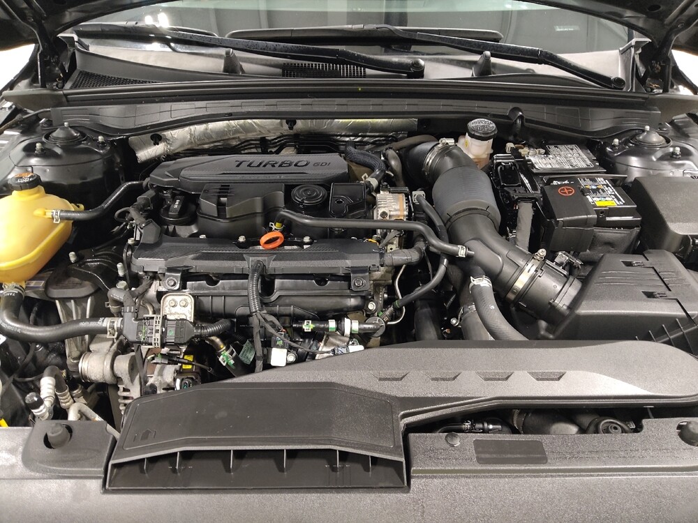 2023 Kia K5 in Columbus, OH 43231 - 18130003 30