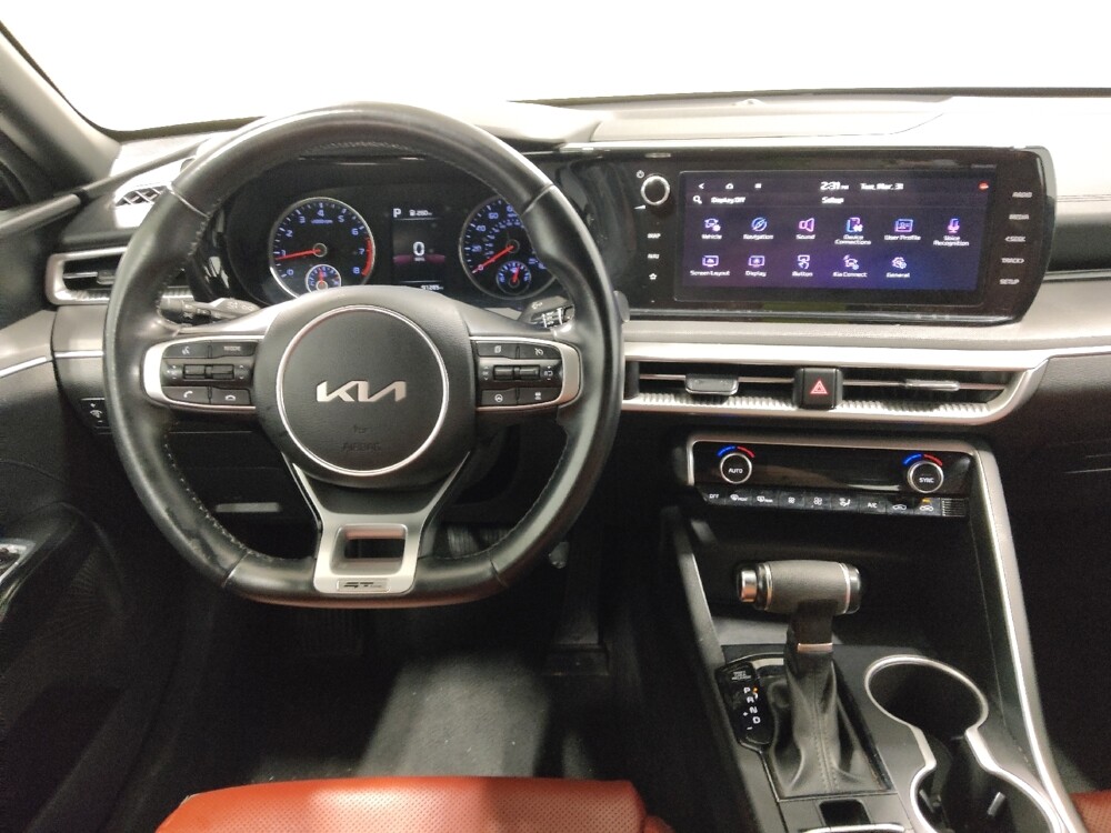 2023 Kia K5 in Columbus, OH 43231 - 18130003 22