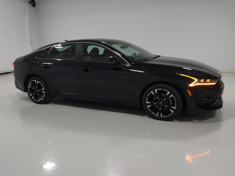 2023 Kia K5 in Columbus, OH 43231 - 18130003 11