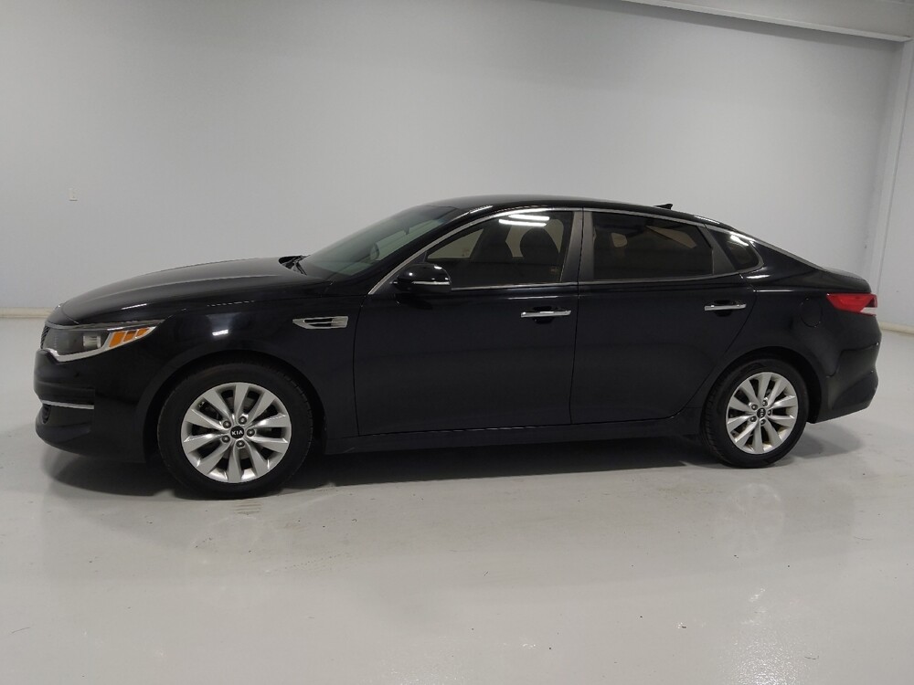 2018 Kia Optima in Columbus, OH 43231 - 18130004 2
