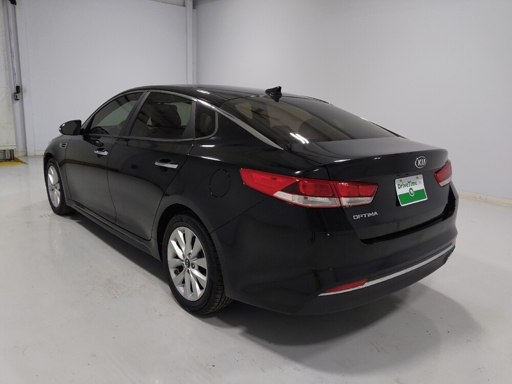 2018 Kia Optima in Columbus, OH 43231 - 18130004 5