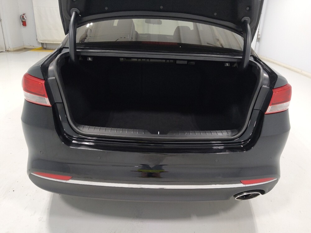 2018 Kia Optima in Columbus, OH 43231 - 18130004 29