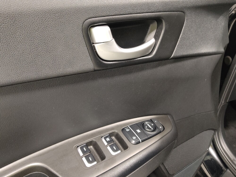 2018 Kia Optima in Columbus, OH 43231 - 18130004 27