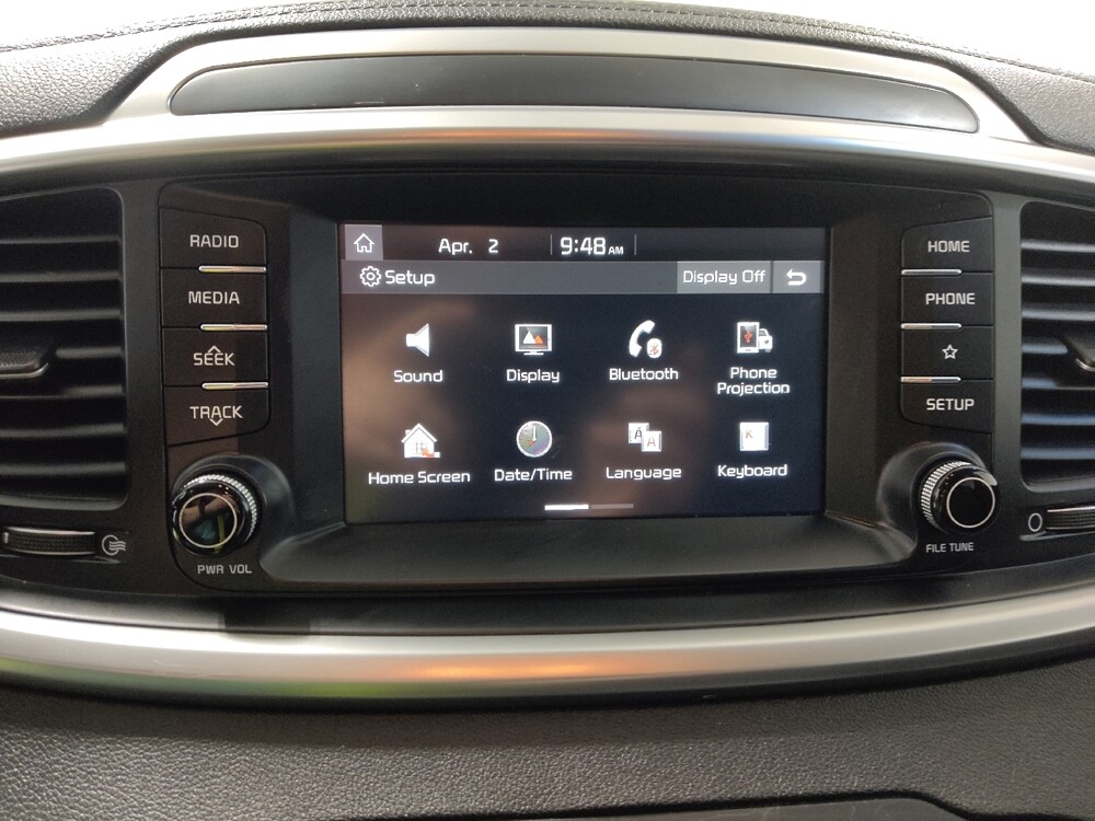 2019 Kia Sorento in Columbus, OH 43231 - 18130005 25