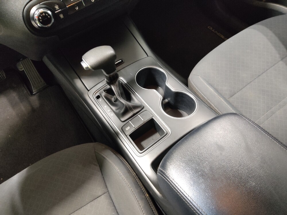 2019 Kia Sorento in Columbus, OH 43231 - 18130005 26