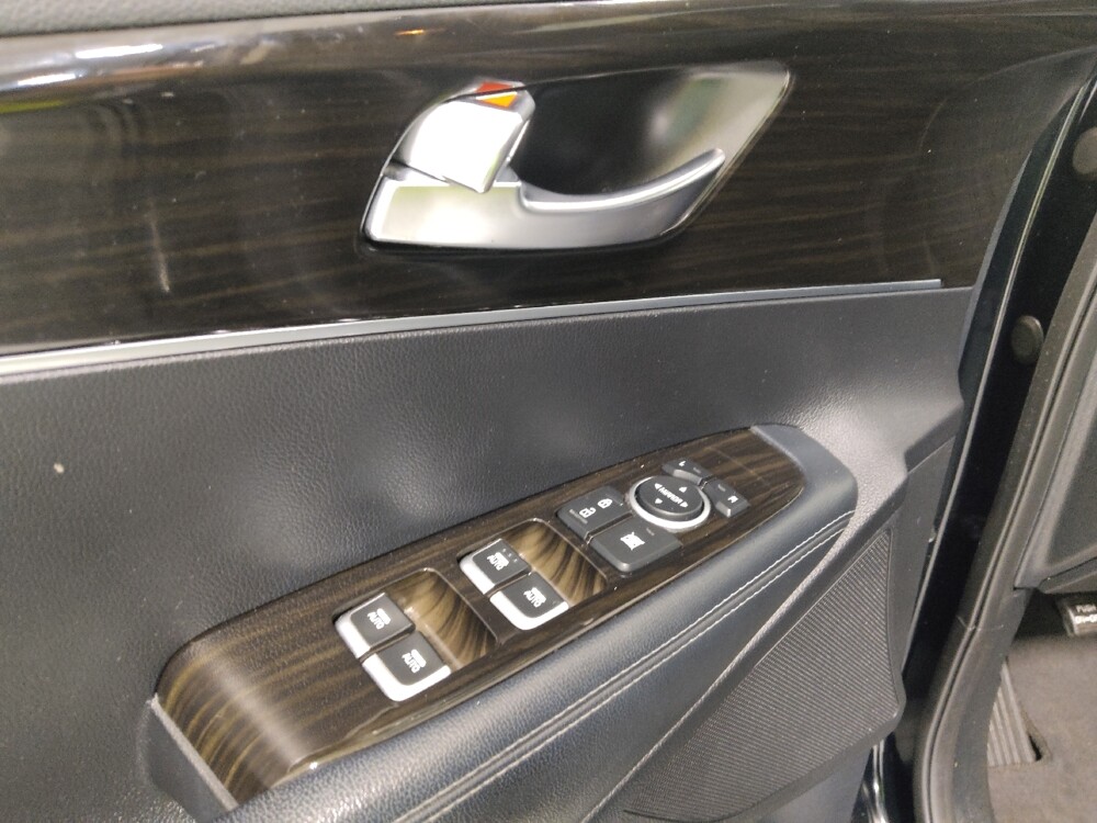 2019 Kia Sorento in Columbus, OH 43231 - 18130005 27