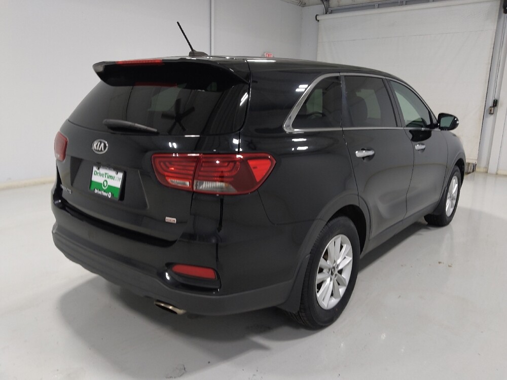 2019 Kia Sorento in Columbus, OH 43231 - 18130005 9