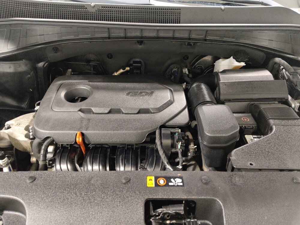 2019 Kia Sorento in Columbus, OH 43231 - 18130005 30