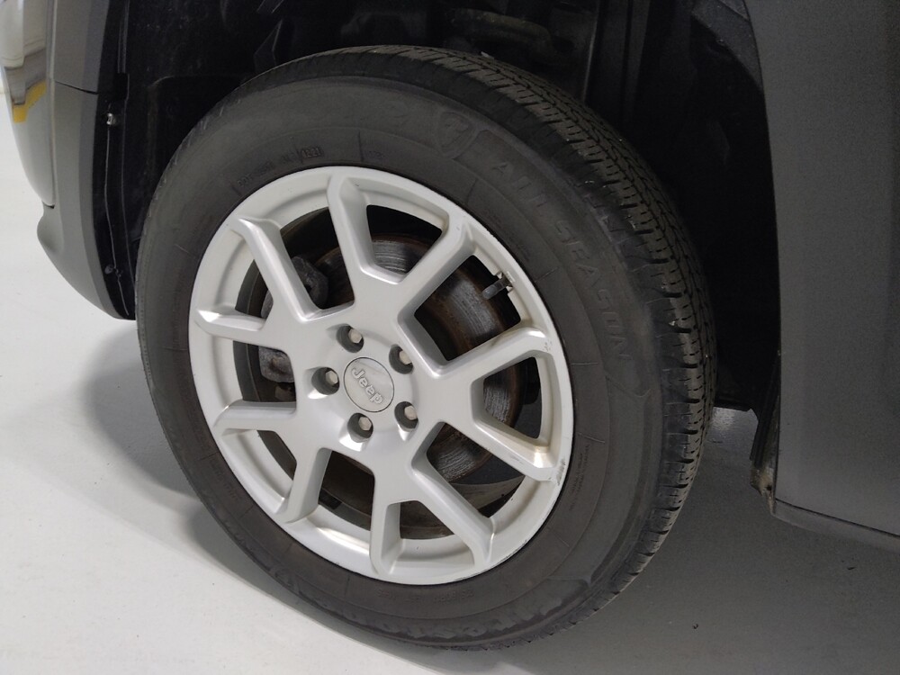 2020 Jeep Renegade in Columbus, OH 43231 - 18130006 30