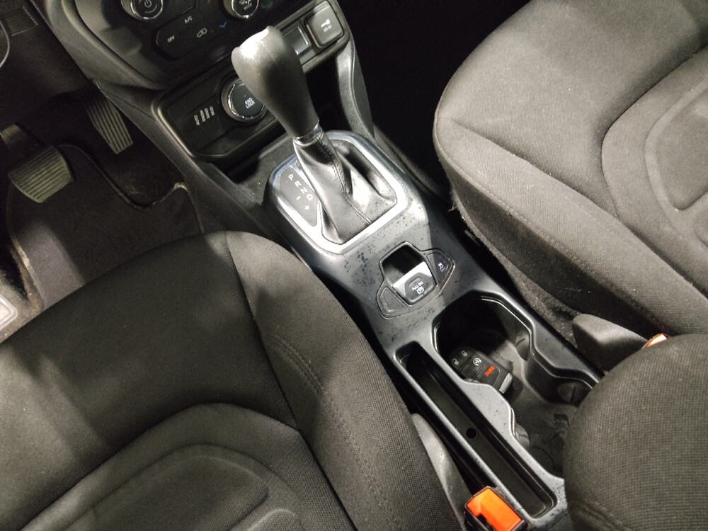 2020 Jeep Renegade in Columbus, OH 43231 - 18130006 25