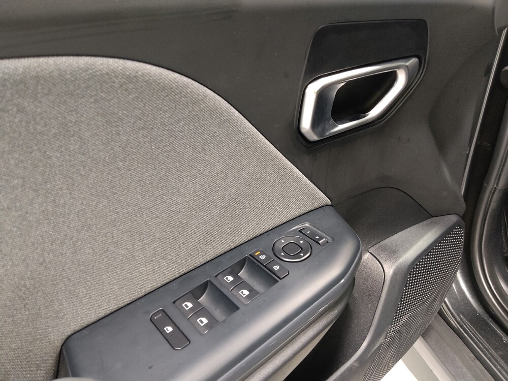 2025 Kia K4 in Columbus, OH 43231 - 18130010 27