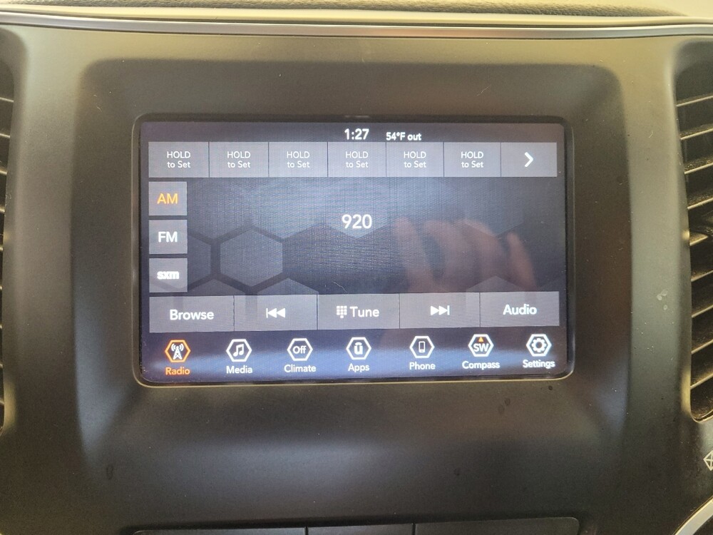 2020 Jeep Cherokee in Maple Heights, OH 44137 - 18130012 25