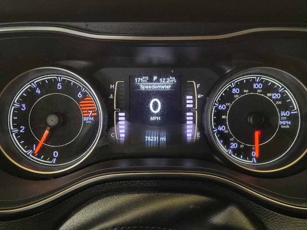 2020 Jeep Cherokee in Maple Heights, OH 44137 - 18130012 23