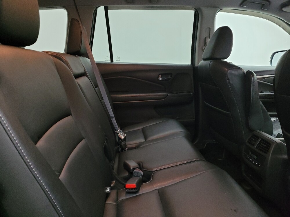 2018 Honda Pilot in Lexington, KY 40509 - 18130013 19