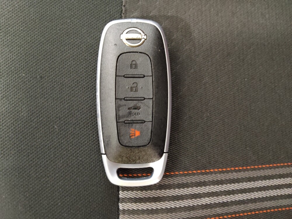 2025 Nissan Versa in Columbus, OH 43231 - 18130014 32