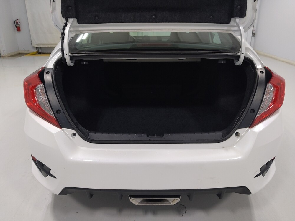 2020 Honda Civic in Columbus, OH 43231 - 18130015 29