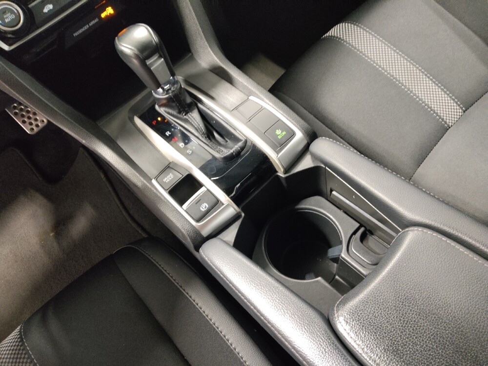 2020 Honda Civic in Columbus, OH 43231 - 18130015 26