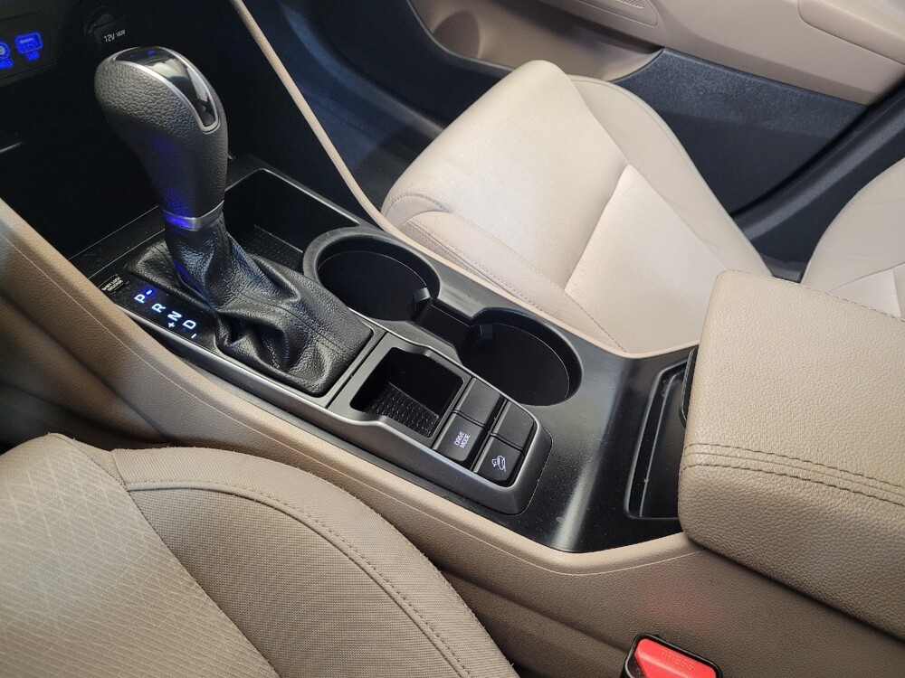 2017 Hyundai Tucson in Maple Heights, OH 44137 - 18130017 26